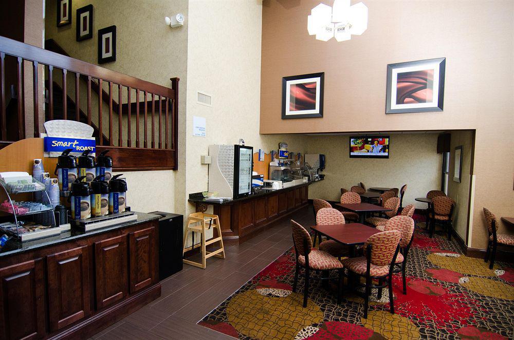 Lexington Inn And Suites Eksteriør bilde