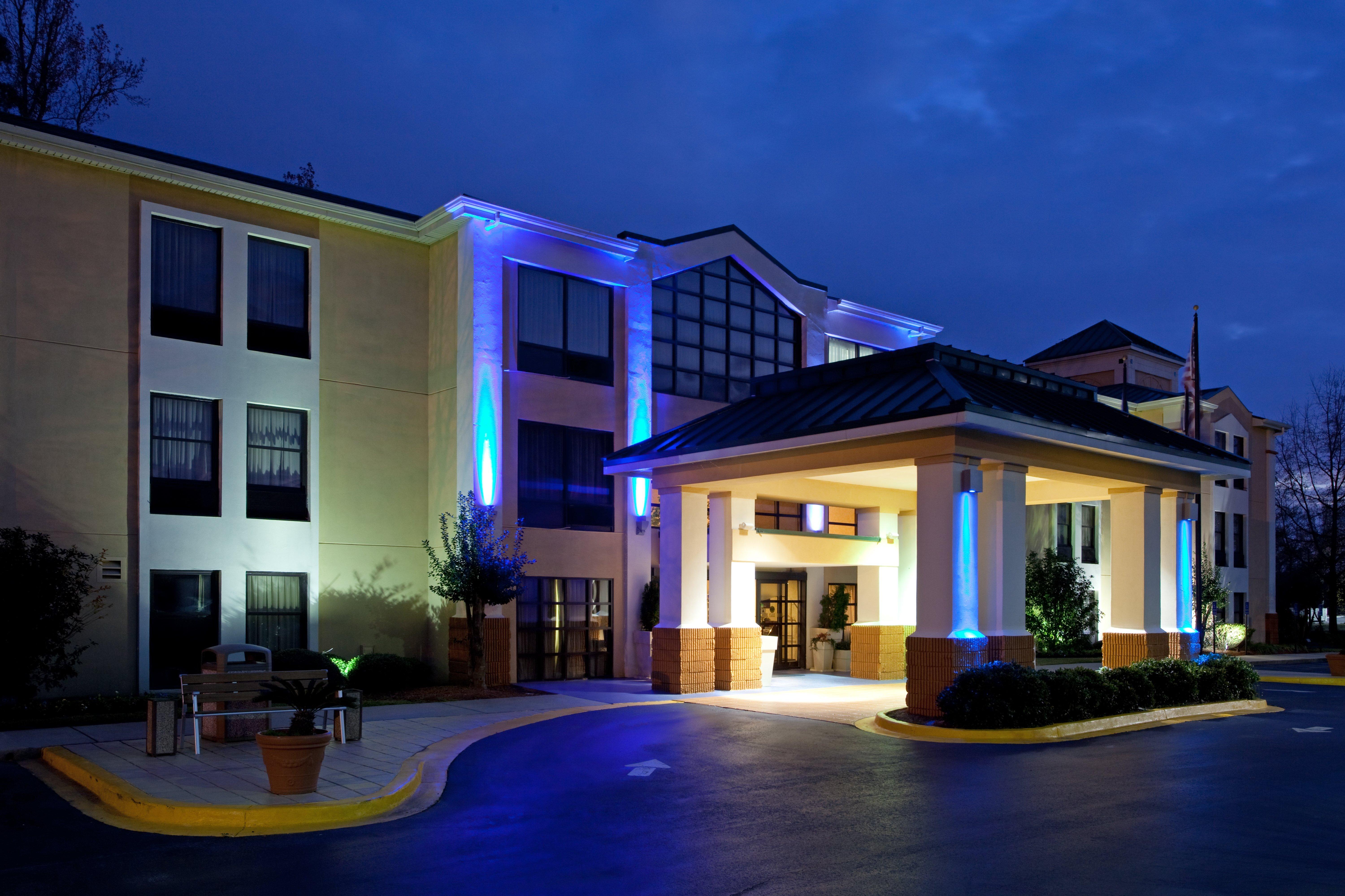 Lexington Inn And Suites Eksteriør bilde